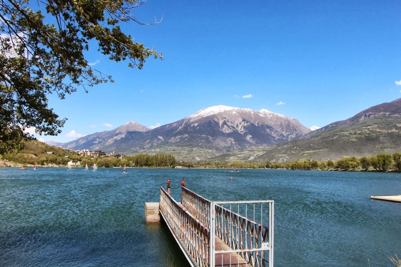 L'Hivernet, Grand Triplex Neuf Au Coeur D'Embrun Acces Facile 外观 照片